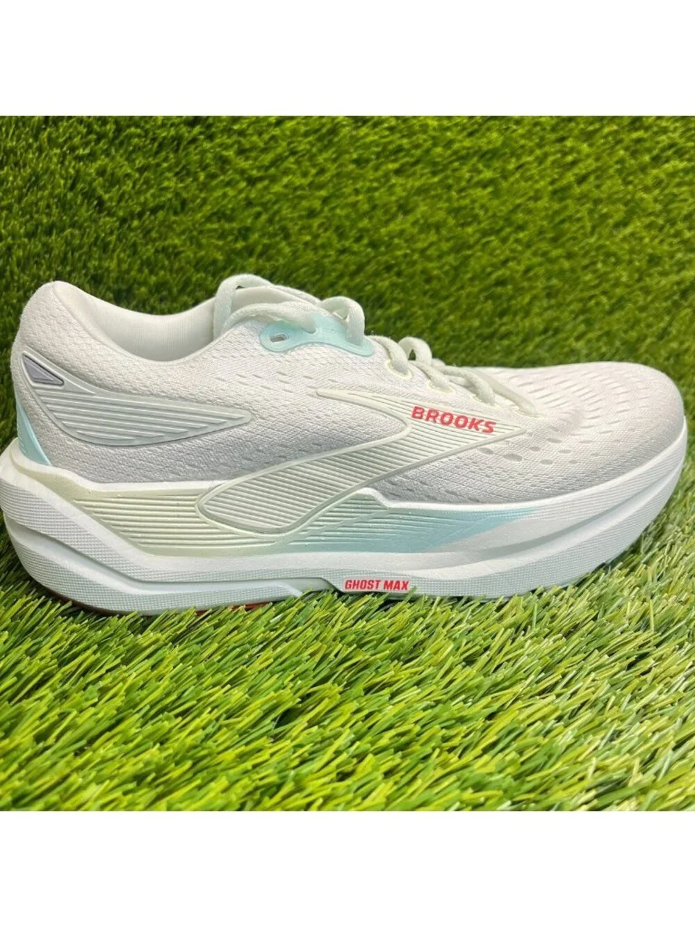 Brooks Ghost Max 3 Womens Size 6 White Green Red Athletic Running Shoes Sneakers